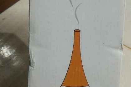 เครื่องเพิ่มความชื่น  AROMA  POT  ในห้องระบบอัลตร้าโซนิคแบบไม่ใช้ความร้อน มีหม้อแปลงเสียบ 100 V. แปลงลงเหลือ 24 V.