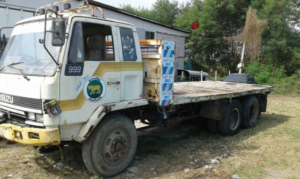 ขาย 495,000บ สิบล้อ อีซูซุ ร็อค175 สโลส 2เพา พื้นเรียบ ยาว6.50ม สภาพพร้อมใช้ ทะเบียนพร้อมโอน ราคา 495,000บ ครับ