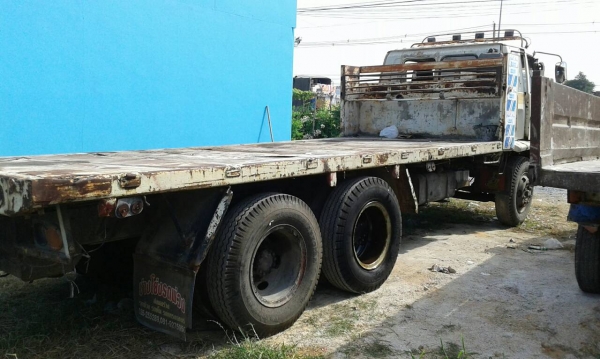 ขาย 495,000บ สิบล้อ อีซูซุ ร็อค175 สโลส 2เพา พื้นเรียบ ยาว6.50ม สภาพพร้อมใช้ ทะเบียนพร้อมโอน ราคา 495,000บ ครับ ขาย 495,000บ สิบล้อ อีซูซุ ร็อค175 สโลส 2เพา พื้นเรียบ ยาว6.50ม สภาพพร้อมใช้ ทะเบียนพร้อมโอน ราคา 495,000บ ครับ