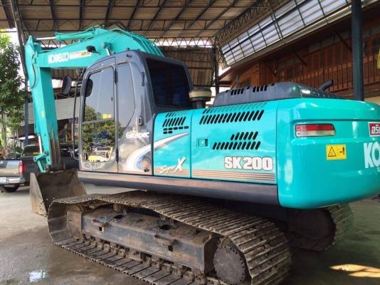 KOBELCO SK200-8 Super X  4.xxx ช ม  รถสวยมาก พร้อมสมุดคู่มือการใช้รถ รถมือเดียวช่วงร้างเต็ม เฟรมสีเดิมยังติดอยู่เลย สนใจ 089-0854790