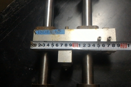 ชุดแกนเท่นเลื่อนสไลด์ไปมาด้วยลูกปืน ลื่นมาก แกนเพลาขนาด 25 มม.