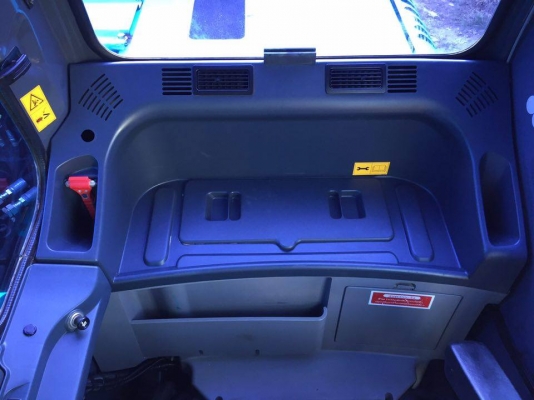 KOBELCO SK200-8 SUPER YN12 5,xxx ช ม รถสวยมากเดิมทั้งคัน พร้อมสมุดคู่มือการใช้รถ  เฟรมเดิมๆ สวยมาก เอกสารทะเบียน  สนใจ 0890854790