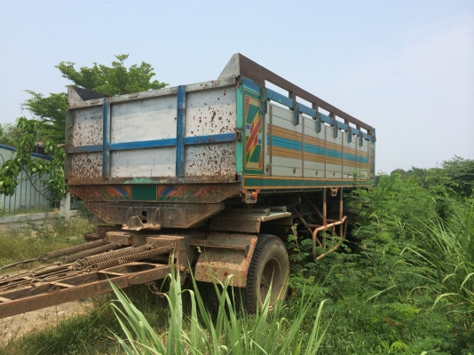 ขายรถสิบล้อหัวคัสซี 1Jสมอทอง 260แรง ปี45 เครื่องเกียร์เดิม หัวไม่เคยทำสี คัสซีสวยทั้งเส้น(กะบะยังไม่ได้ยกลง)