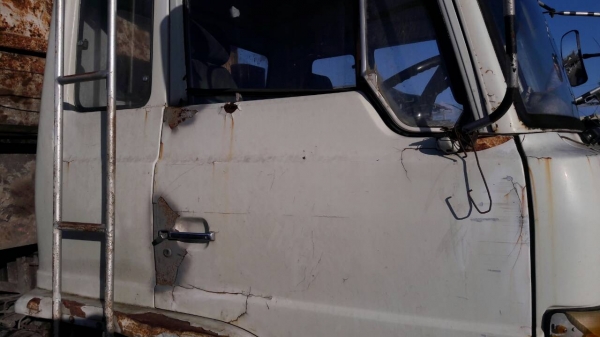 รถฮีโน่ 10 ล้อ ท้ายลาด F17  / 168 แรงม้า. ปี 34   สนใจติดต่อ  081 - 6079515