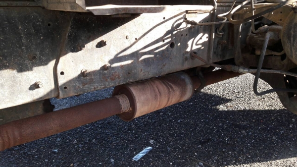 รถฮีโน่ 10 ล้อ ท้ายลาด F17  / 168 แรงม้า. ปี 34   สนใจติดต่อ  081 - 6079515