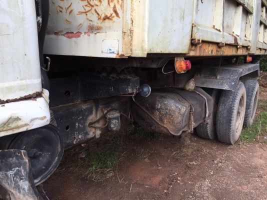 ขายรถบรรทุก 10 ล้อดัมพ์ HINO FM18 185 แรงม้า 2 เพลา ราคา 550000