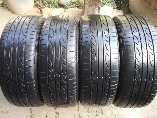 ยางDUNLOP 205 55R16ลงพื้นจริงปลายปี2014สภาพสวย ดอกเยอะ ไม่มีปะ