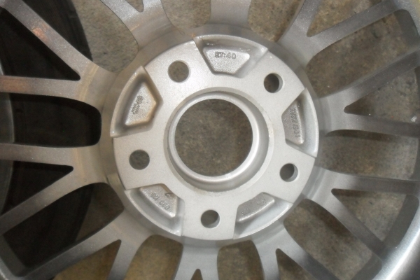 ล้อแม็ก17นิ้ว5รู114 พร้อมยาง สยๆ 4 ล้อ ราคา 6900 บาท