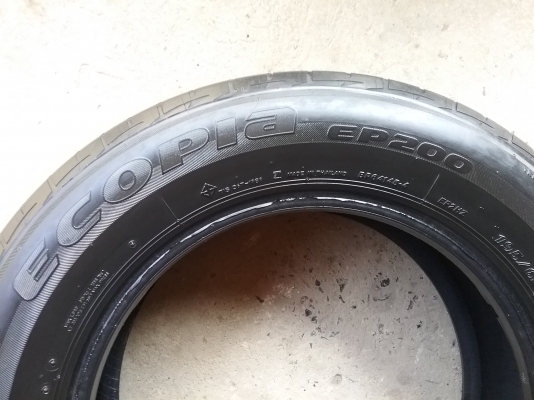 ยางBRIDGESTONE 195 65R15 ปี2014 สภาพสวยดอกเยอะมากคุ้มสุดๆ ยางBRIDGESTONE 195 65R15 ปี2014 สภาพสวยดอกเยอะมากคุ้มสุดๆ