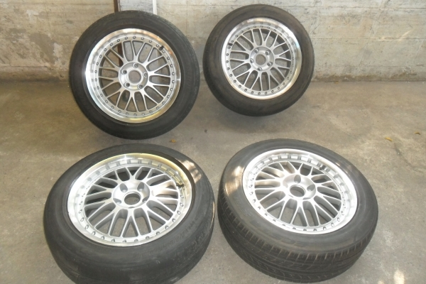 ล้อแม็ก17นิ้ว5รุ114 พร้อมยาง สวยๆ 4 ล้อ ราคา 6900 บาท