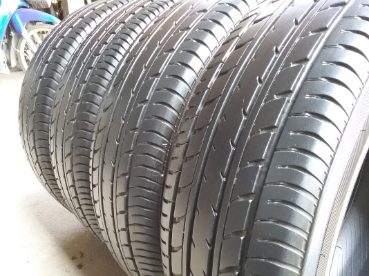 ยางYOKOHAMA 185 60R15ลงพื้นกลางปี2015 สภาพสวยมากๆ คุ้มสุดใช้อีกนาน