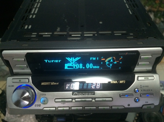 Pioneer DEH-P8450MP รุ่นท็อป 24Bit หน้าไฟฟ้า2ชั้น MP3 CD FMคลื่นไทย EQ12แบน Crossoverในตัว กราฟฟิกหน้าจอ หน้าจอไฟฟ้า สภาพสวย ลูกเล่นเยอะ ปรีเอ้า3ชุด มือ2