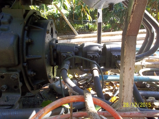 ขายรถเจาะบ่อบาดาล ระบบไฮโดรลิคและอุปกรณ์พร้อม