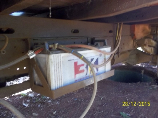 ขายรถเจาะบ่อบาดาล ระบบไฮโดรลิคและอุปกรณ์พร้อม