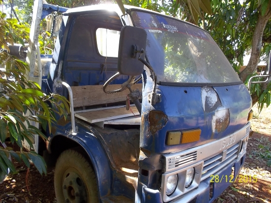 ขายรถเจาะบ่อบาดาล ระบบไฮโดรลิคและอุปกรณ์พร้อม