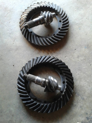 ขายชุดเฟืองท้าย10ล้อหรือ10ล้อFUSOหัวลาก2เพลารุ่นFV5318 380แรงม้า ขายชุดเฟืองท้าย10ล้อหรือ10ล้อFUSOหัวลาก2เพลารุ่นFV5318 380แรงม้า