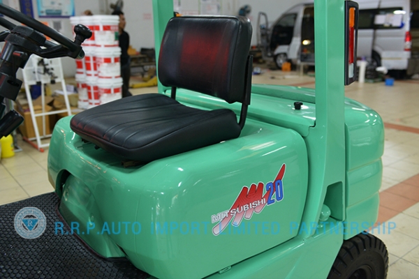 ขายรถโฟล์คลิฟท์มือสอง MITSUBISHI รุ่น FD20-31056 ราคา 235,000 บาท นำเข้าจากประเทศญี่ปุ่น 100\% ไม่เคยใช้งานในประเทศไทย