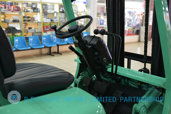 ขายรถโฟล์คลิฟท์มือสอง MITSUBISHI รุ่น FD20-31056 ราคา 235,000 บาท นำเข้าจากประเทศญี่ปุ่น 100\% ไม่เคยใช้งานในประเทศไทย