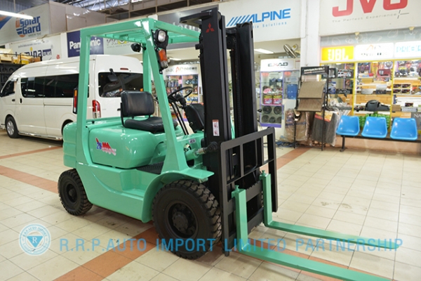 ขายรถโฟล์คลิฟท์มือสอง MITSUBISHI รุ่น FD20-31056 ราคา 235,000 บาท นำเข้าจากประเทศญี่ปุ่น 100\% ไม่เคยใช้งานในประเทศไทย