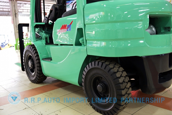 ขายรถโฟล์คลิฟท์มือสอง MITSUBISHI รุ่น FD20-31056 ราคา 235,000 บาท นำเข้าจากประเทศญี่ปุ่น 100\% ไม่เคยใช้งานในประเทศไทย