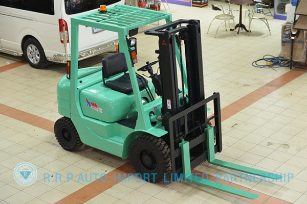 ขายรถโฟล์คลิฟท์มือสอง MITSUBISHI รุ่น FD20-31056 ราคา 235,000 บาท นำเข้าจากประเทศญี่ปุ่น 100\% ไม่เคยใช้งานในประเทศไทย