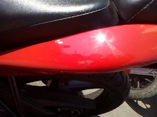 ขาย HONDA CBR 150 i ปี 57 *กุญแจมี 2 ดอก* สภาพเครื่องดีเดิมๆ วิ่งน้อย 8 พันกว่าโล ภายนอกสวย มีรอย 2 จุดเล็กๆ และรอยกันร้อนท่อไอเสีย ภาษีเต็ม เล่มพร้อมชุดโอน