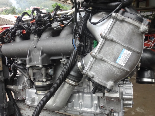 เครื่อง yamaha FZR-1800