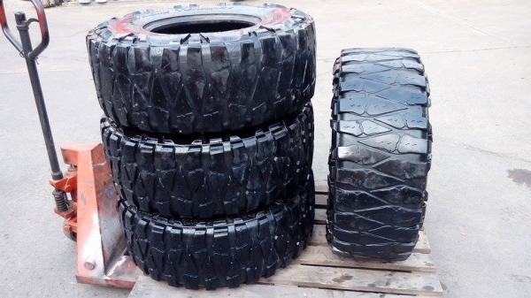 ... ขายยาง MT 315 / 37 R16 / 2 ชุด ... ขายยาง MT 315 / 37 R16 / 2 ชุด