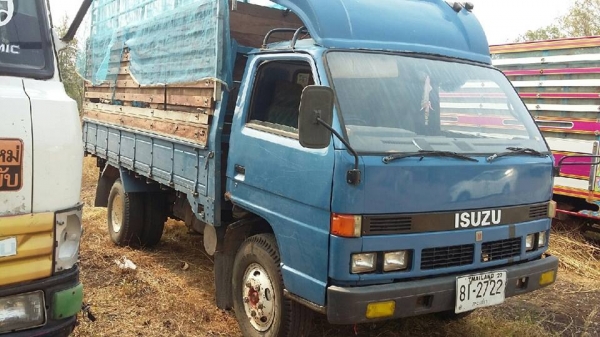 ขายรถ6ล้อ NPR115แรง เกียร์สั้น ยาว4.30เมตร เครื่องดีแคชซีสวย สภาพพร้อมใช้งาน เอกสารพร้อมโอน สนใจโทร 090-8588220คุณนะ 093-3258446คุณบิว หรือเข้าดูสินค้าอื่นๆได้ที่ www.truck.in.th/498 หรือเพจFacebook ณรงค์ ซื้อขายรถมือสอง (เว็บไซต์ส่วนตัว) หรือFacebook คุณ