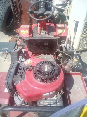 ขาย รถตัดหญเาเก่าญี่ปุ่นครับ 0835662999 16 HP 2 สูบ