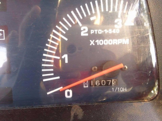 ขายรถไถ KUBOTA L4508 อุปกรณ์ครบ ดันหน้า ผานหลัง โรตารี่ ใช้งาน1607ชม. สภาพพร้อมใช้งาน เอกสารพร้อมโอน สนใจโทร 090-8588220คุณนะ 093-3258446คุณบิว หรือเข้าดูสินค้าอื่นๆได้ที่ www.truck.in.th/498 หรือเพจFacebook ณรงค์ ซื้อขายรถมือสอง (เว็บไซต์ส่วนตัว) หรือFac