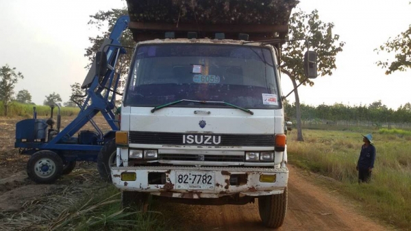 ขายดั้ม2เพลา ร็อกกี้175แรง เครื่องดีแคชซีสวย สภาพพร้อมใช้งาน เอกสารพร้อมโอน สนใจโทร 090-8588220คุณนะ 093-3258446คุณบิว หรือเข้าดูสินค้าอื่นๆได้ที่ www.truck.in.th/498 หรือเพจFacebook ณรงค์ ซื้อขายรถมือสอง (เว็บไซต์ส่วนตัว) หรือFacebook คุณนะ รถบรรทุก ขายดั้ม2เพลา ร็อกกี้175แรง เครื่องดีแคชซีสวย สภาพพร้อมใช้งาน เอกสารพร้อมโอน สนใจโทร 090-8588220คุณนะ 093-3258446คุณบิว หรือเข้าดูสินค้าอื่นๆได้ที่ www.truck.in.th/498 หรือเพจFacebook ณรงค์ ซื้อขายรถมือสอง (เว็บไซต์ส่วนตัว) หรือFacebook คุณนะ รถบรรทุก