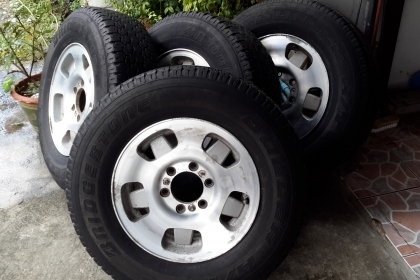 ล้อแม็ก ทรูปเปอร์ 245/70/16 ทั้ง4ล้อ 2000บาท