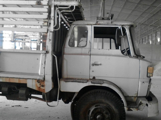 6ล้อกระบะบรรทุก150แรง ปี2524 HINO KR360..คัสซีใหญ่ ยาง900-20 รถสภาพดี พร้อมใช้ เล่มพร้อม