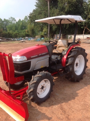 ขาย ยันม่าร์EF352T 4WD มีใบดันหน้า ผาน6