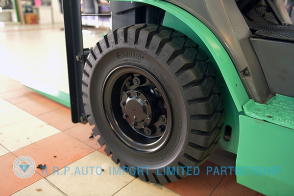 ขายรถโฟล์คลิฟท์มือสอง MITSUBISHI  รุ่น FD25D-51812  ราคา xxx,xxx บาท นำเข้าจากประเทศญี่ปุ่น 100\% ไม่เคยใช้งานในประเทศไทย