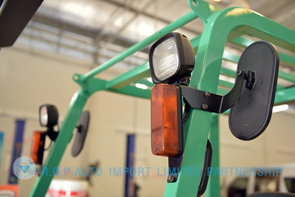 ขายรถโฟล์คลิฟท์มือสอง MITSUBISHI  รุ่น FD25D-51812  ราคา xxx,xxx บาท นำเข้าจากประเทศญี่ปุ่น 100\% ไม่เคยใช้งานในประเทศไทย