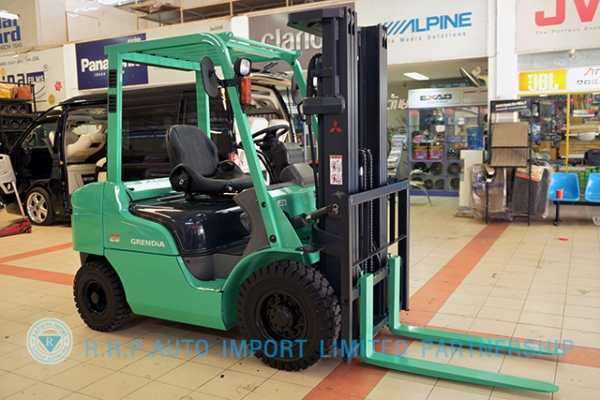 ขายรถโฟล์คลิฟท์มือสอง MITSUBISHI  รุ่น FD25D-51812  ราคา xxx,xxx บาท นำเข้าจากประเทศญี่ปุ่น 100\% ไม่เคยใช้งานในประเทศไทย