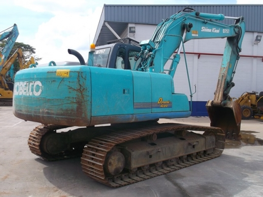 SK200-6 #YN10-39881 รถเก่าญี่ปุ่น ไม่เคยใช้งานในไทย สภาพใช้งานได้ เดิมๆจากญี่ปุ่น ติดต่อ ใหม่ 061-4194022