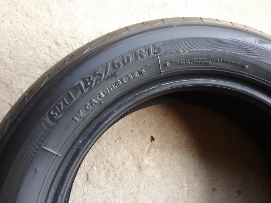 ยางบริดจสโตน 185 60R15 ปี2014 สภาพสวย ดอกเยอะมากๆ ไม่มีปะ