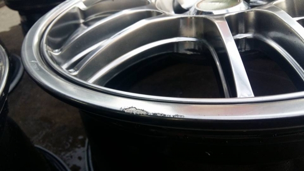 ขายล้อแม็ก มือ2 advanti 16" สนใจติดต่อ ตาเล็ก ล้อและยาง 081-3747940