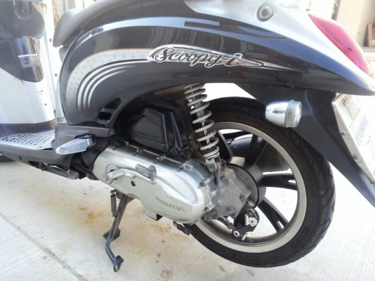 Honda Scoopy i ปี 2554(ทะเบียนสวย 77 ) สีดำเทา รุ่น Prestige guy รถสวยดูดี แนวคลาสสิค Honda Scoopy i ปี 2554(ทะเบียนสวย 77 ) สีดำเทา รุ่น Prestige guy รถสวยดูดี แนวคลาสสิค