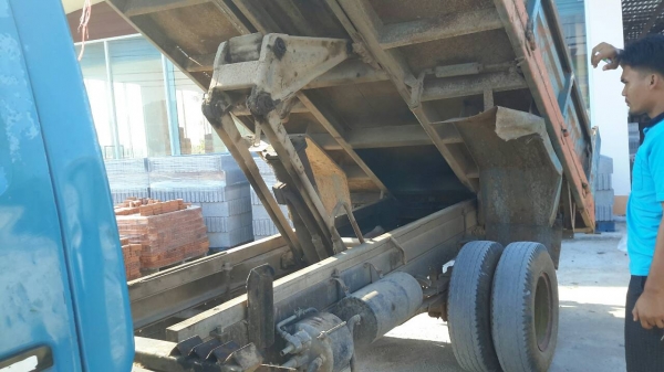 ขายรถดั้ม115 จดทะเบียนปี37 ขายตามสภาพ