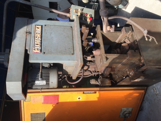 ขายเครื่องเจาะ4หัวของญี่ปุ่นตัวใหญ่พร้อมใช้ไฟ380ราคาถูกๆครับ ขายเครื่องเจาะ4หัวของญี่ปุ่นตัวใหญ่พร้อมใช้ไฟ380ราคาถูกๆครับ