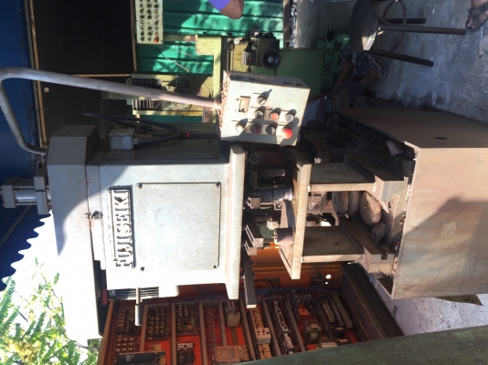 ขายเครื่องเจาะ4หัวของญี่ปุ่นตัวใหญ่พร้อมใช้ไฟ380ราคาถูกๆครับ