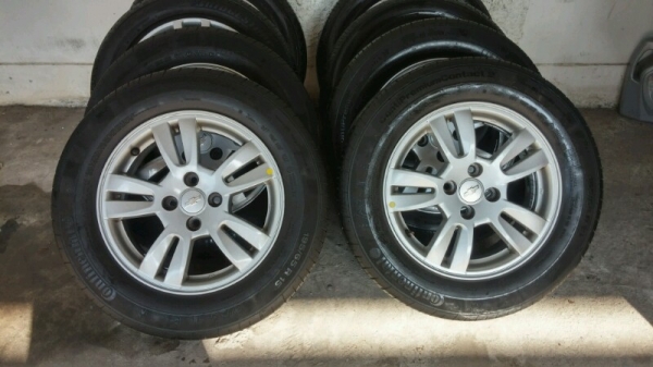 ล้อแม็กติดรถขอบ15พร้อมยางสวยๆ