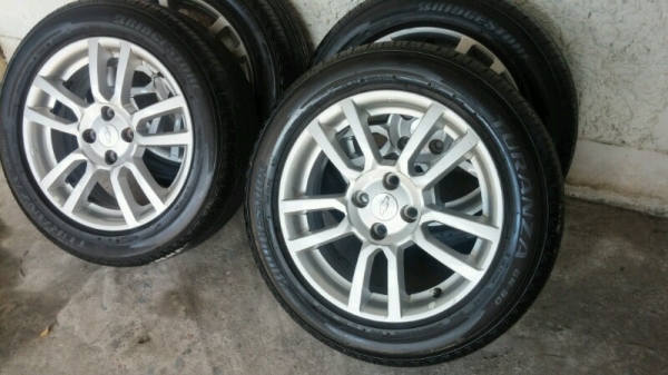 ล้อแม็กขอบ16พร้อมยางบริสโตนสภาพดี