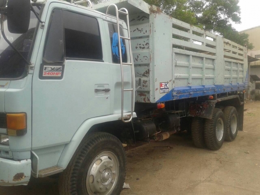 รถ 10ล้อIsuzu 210  ติดต่อ080-1405528