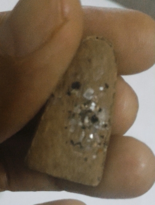 หลวงปู่ทวด เนื้อว่าน หลังฝังแร่ พลอย แก้ว ฯลฯ