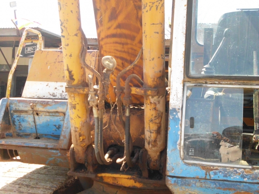 ขายรถขุดแบ็คโคkomatsu pc120-3 สภาพพร้อมใช้งาน